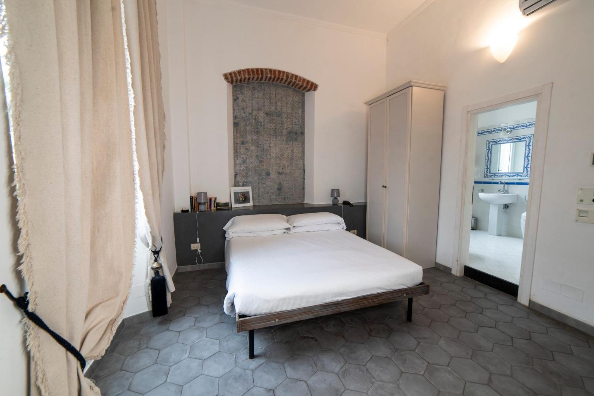 Hotel Miramare Spotorno Szoba fotó